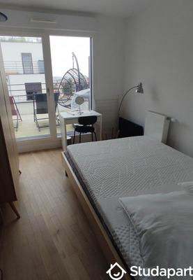 Chambre - 11 m² - 1 pièce