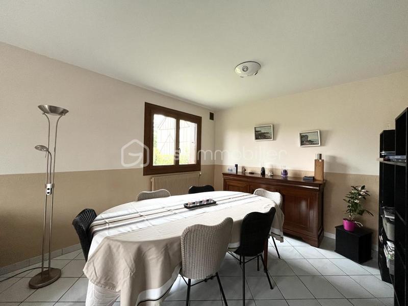 Maison - 136 m² - 6 pièces