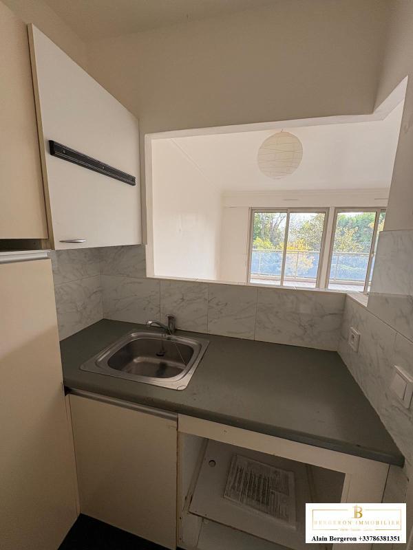 Studio - 37 m² - 1 pièce