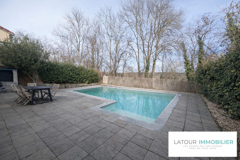 Maison - 100 m² - 5 pièces