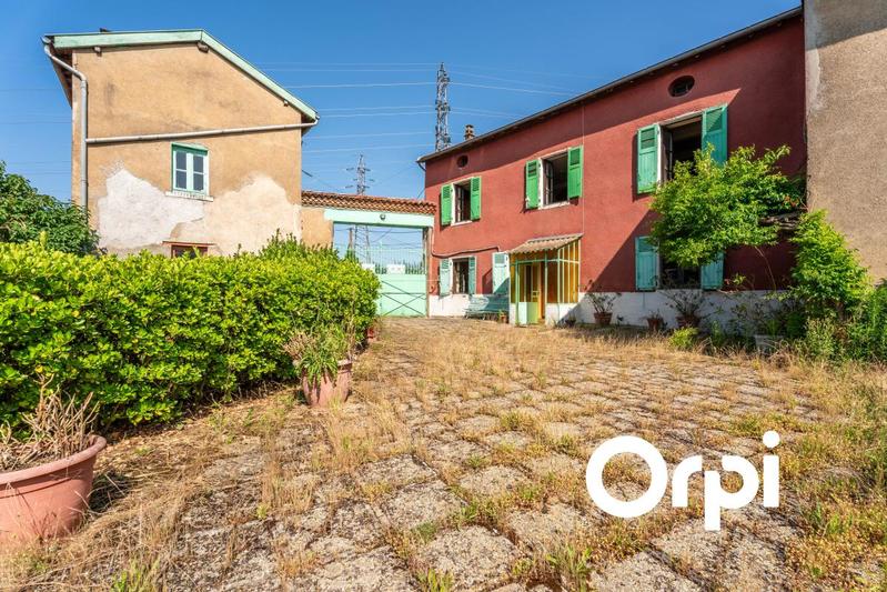 Propriété - 220 m² - 5 pièces