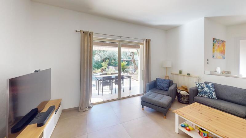 Villa - 204 m² - 6 pièces