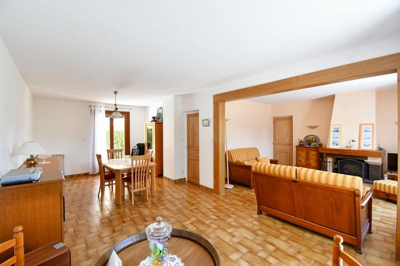 Maison - 142 m² - 5 pièces