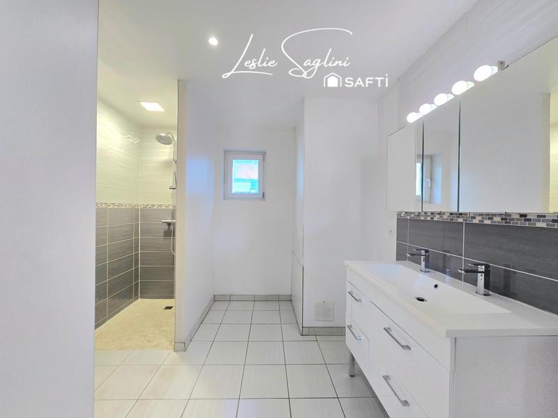 Maison - 93 m² - 3 pièces