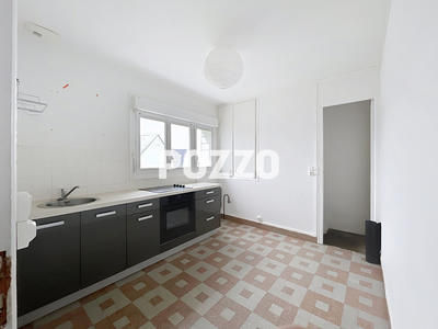 Maison - 63 m² - 5 pièces