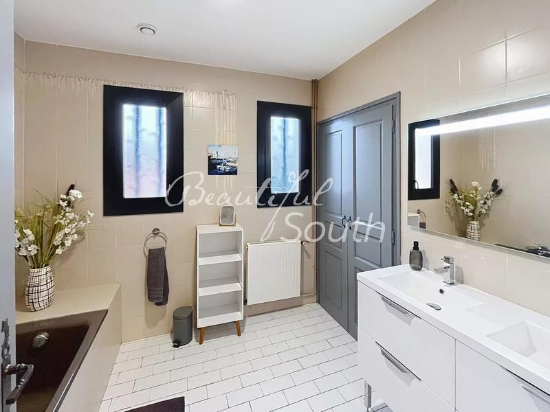 Villa - 165 m² - 5 pièces