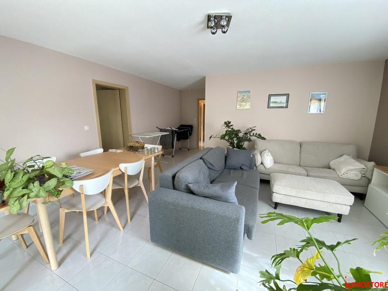 Appartement - 90 m² - 4 pièces