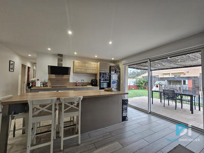 Maison - 87 m² - 4 pièces