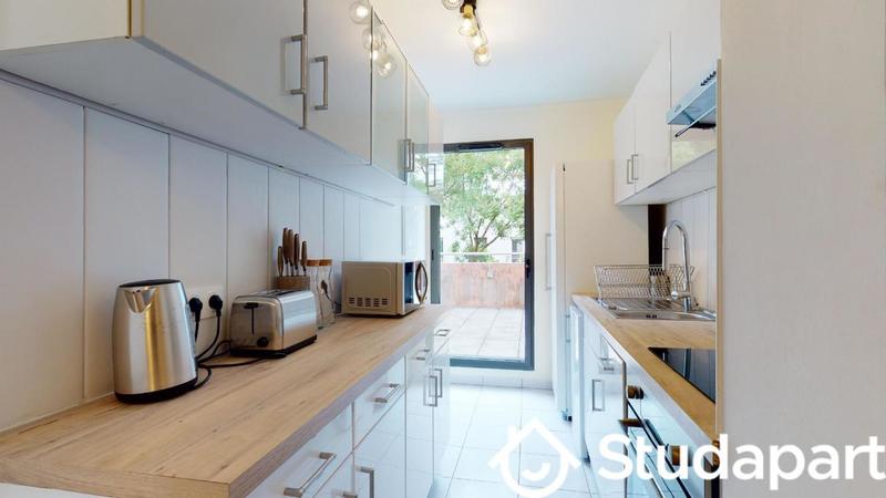 Chambre - 10 m² - 1 pièce