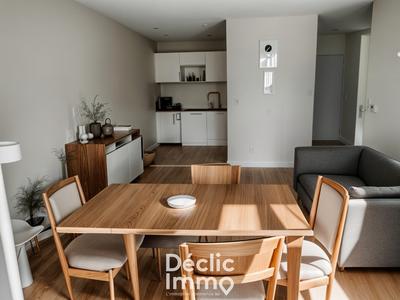 Appartement - 64 m² - 3 pièces