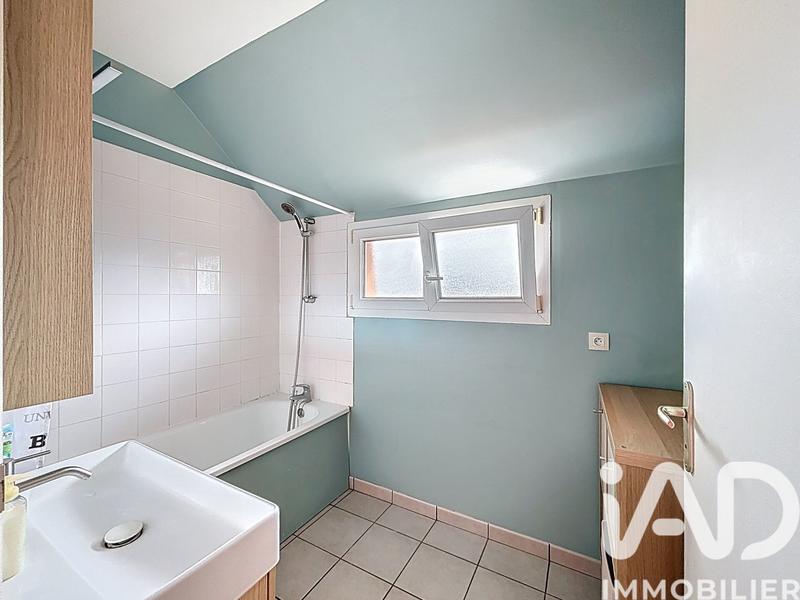 Maison - 102 m² - 5 pièces