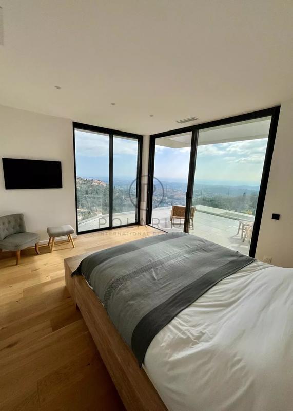 Villa - 445 m² - 7 pièces