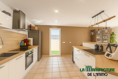 Maison - 145 m² - 5 pièces