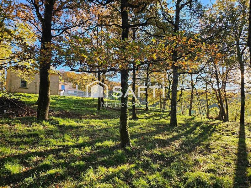 Maison - 207 m² - 11 pièces