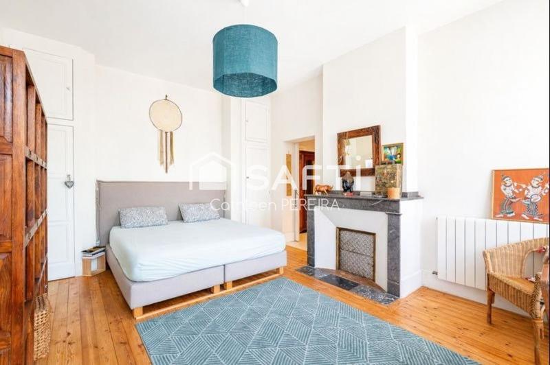 Maison de maîtres - 237 m² - 5 pièces