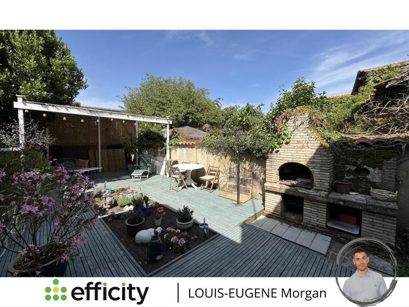 Maison de ville - 185 m² - 7 pièces