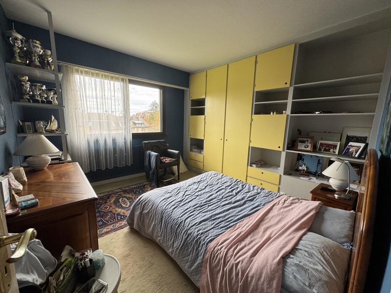 Maison - 236 m² - 7 pièces