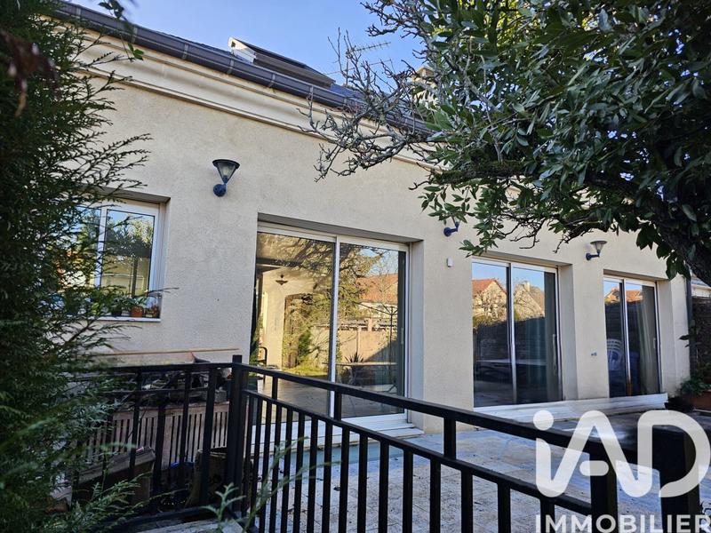 Maison - 120 m² - 7 pièces