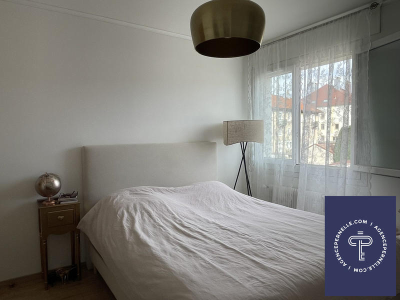 Appartement - 94 m² - 3 pièces