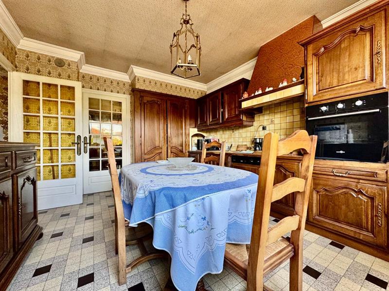 Maison - 174 m² - 6 pièces