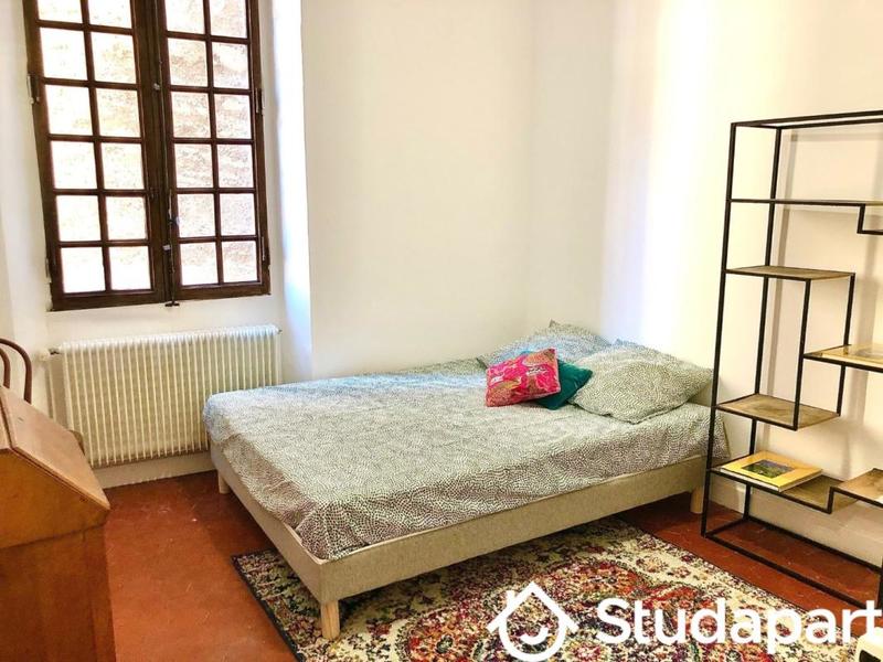 Chambre - 14 m² - 1 pièce