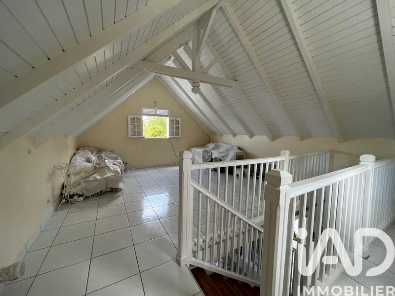 Maison - 110 m² - 6 pièces