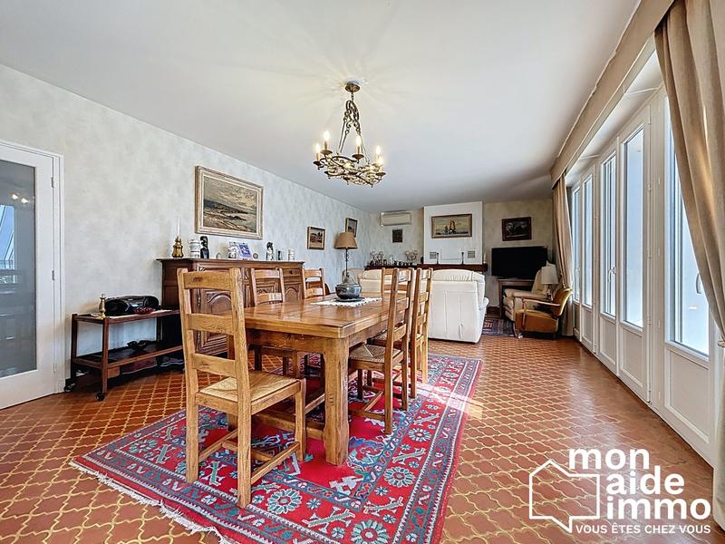 Maison - 160 m² - 6 pièces