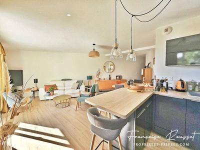 Appartement - 60 m² - 2 pièces