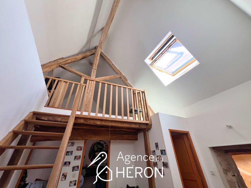 Maison - 177 m² - 9 pièces