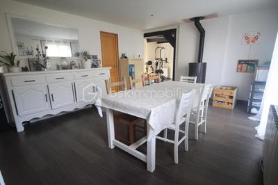 Maison - 114 m² - 6 pièces