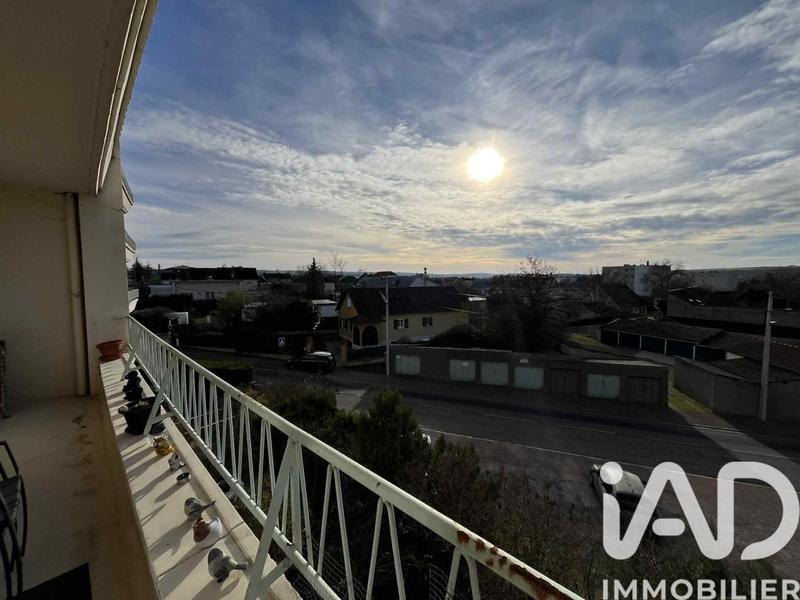 Appartement - 77 m² - 3 pièces