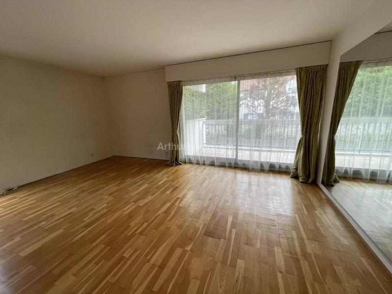 Appartement - 77 m² - 4 pièces