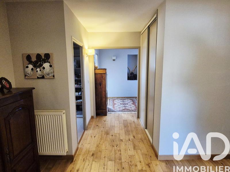 Maison - 244 m² - 6 pièces