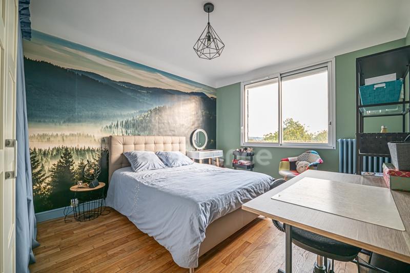 Maison - 136 m² - 6 pièces