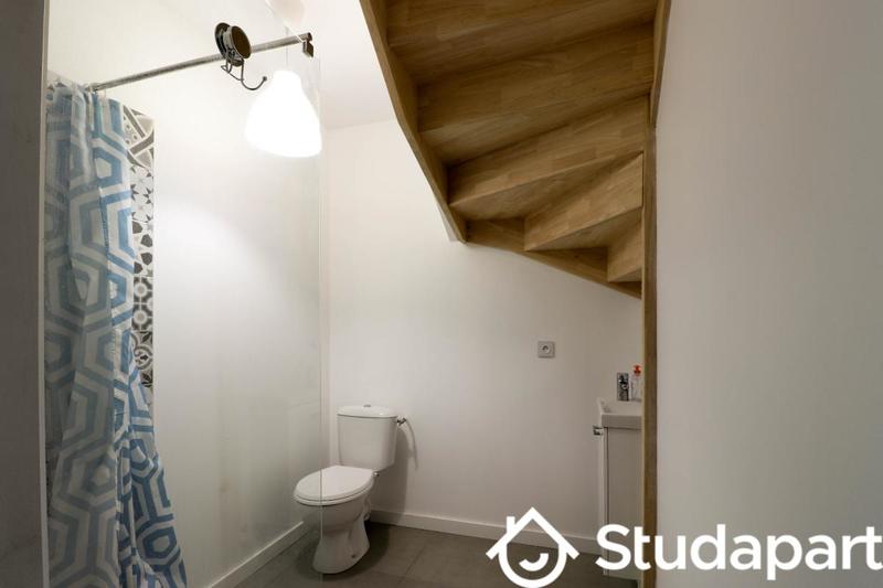 Chambre - 9 m² - 1 pièce