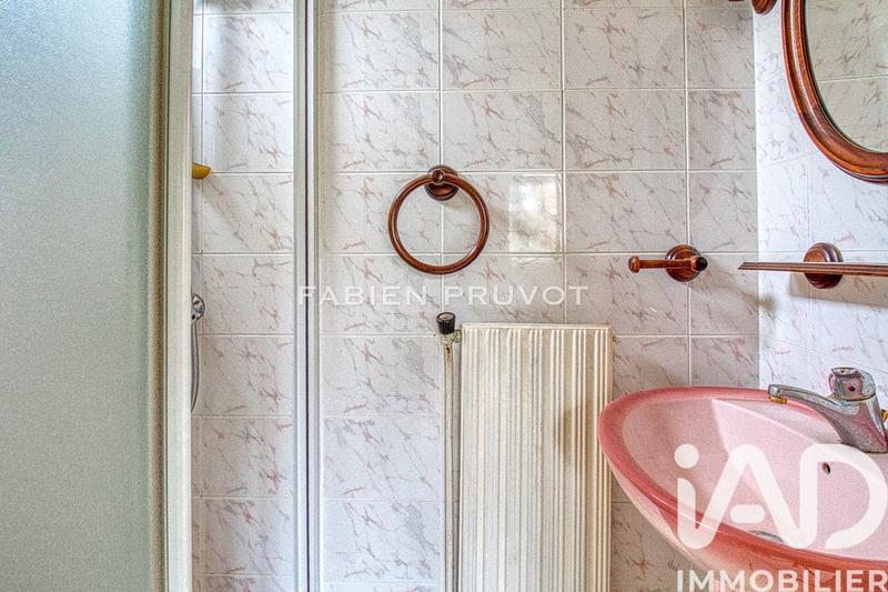 Maison - 92 m² - 5 pièces