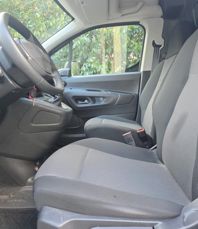 Peugeot Partner 1° Main 1.5 b Hdi 100cv Premium 650kg 2 Places