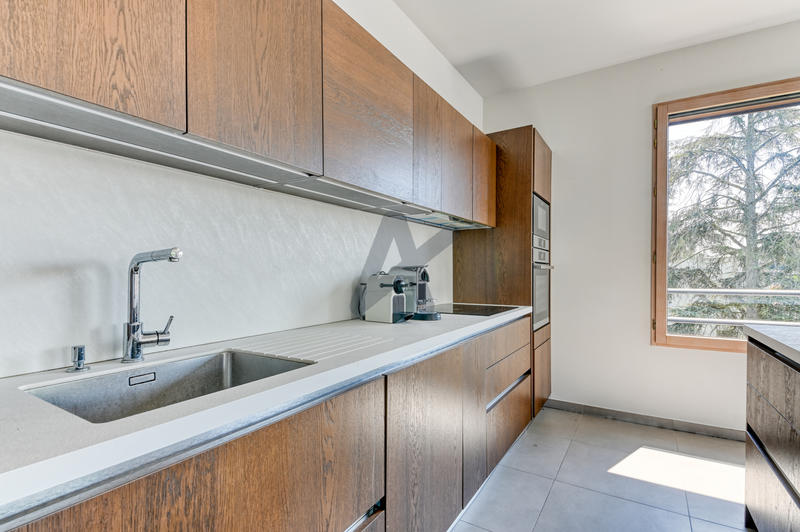 Appartement - 106 m² - 4 pièces