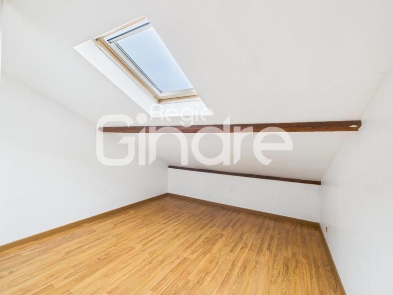 Appartement - 80 m² - 5 pièces