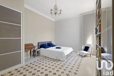 Maison - 220 m² - 5 pièces