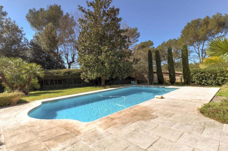 Villa - 147 m² - 5 pièces