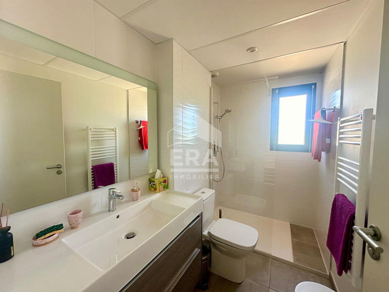 Maison - 98 m² - 5 pièces