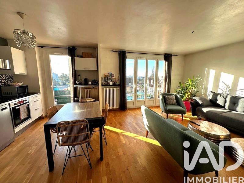 Appartement - 76 m² - 4 pièces