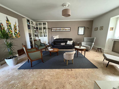 Maison - 146 m² - 7 pièces