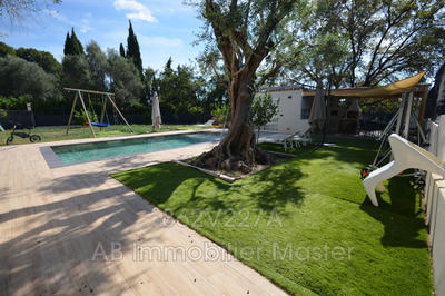 Appartement - 162 m² - 6 pièces