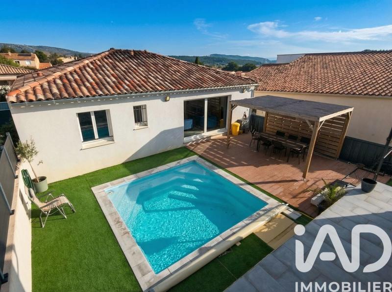 Maison - 125 m² - 5 pièces