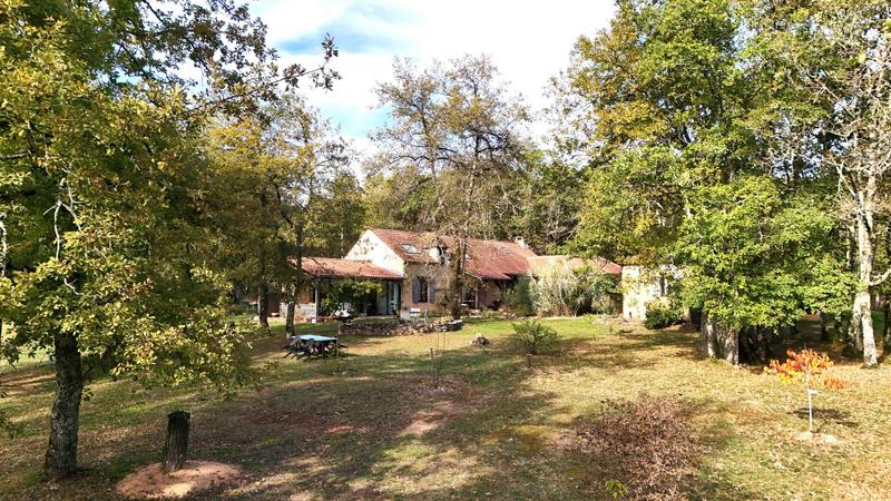 Maison ancienne - 280 m² - 11 pièces