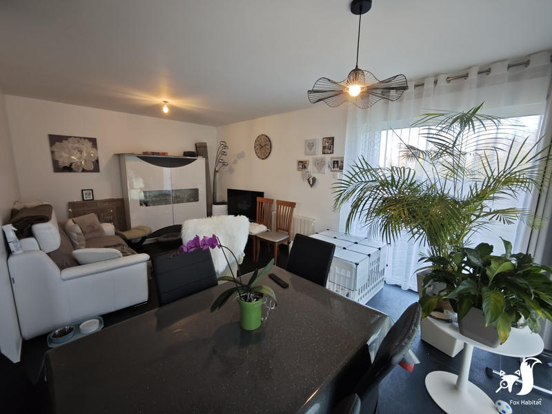 Maison - 243 m² - 11 pièces