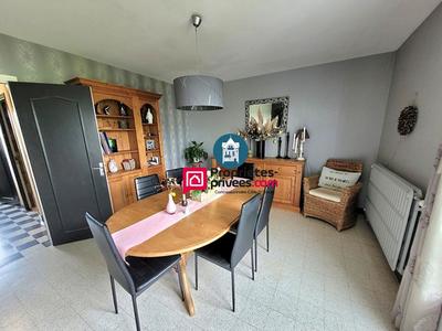 Maison - 189 m² - 6 pièces