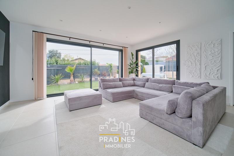 Maison - 121 m² - 5 pièces